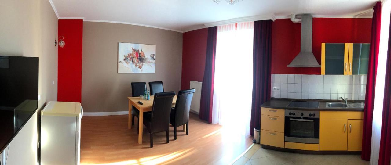 Seehotel Louise Dannenwalde Esterno foto