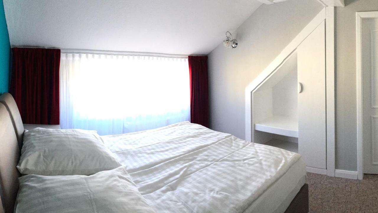Seehotel Louise Dannenwalde Esterno foto