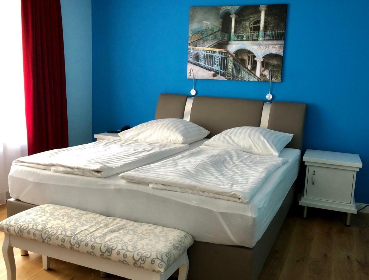Seehotel Louise Dannenwalde Esterno foto