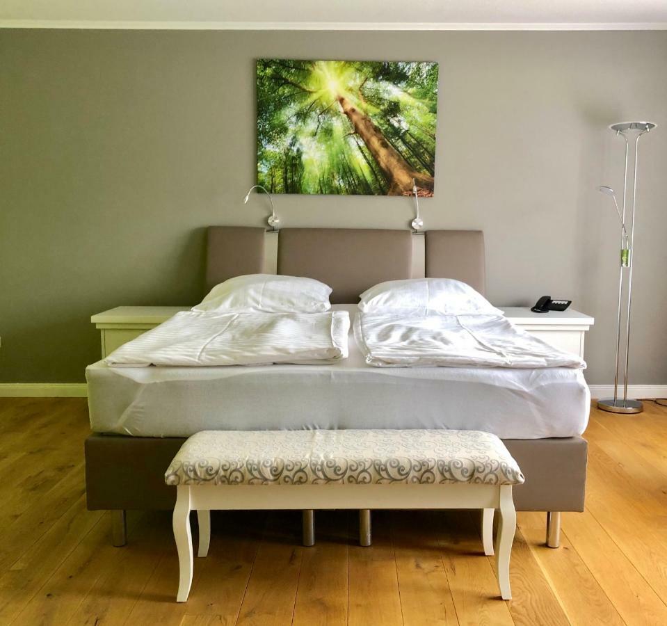 Seehotel Louise Dannenwalde Esterno foto
